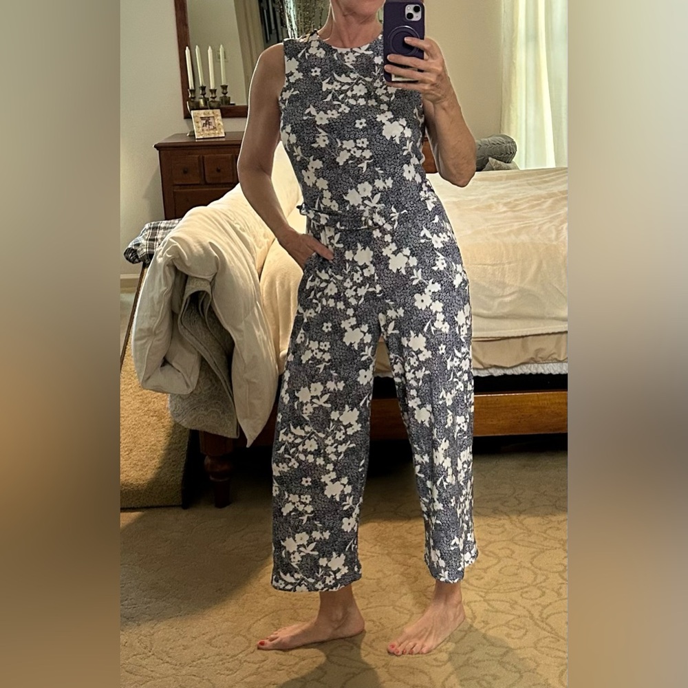Sleeveless Navy & White Floral Michael Kors Jumpsuit small